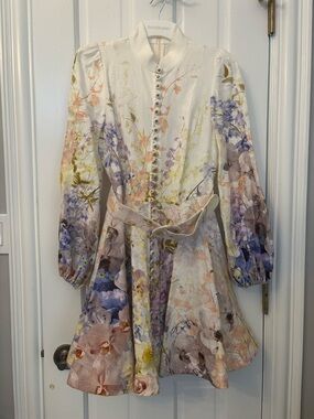 Zimmermann Rhythmic Belted
Embellished Floral-print Linen
Mini Dress
Size 0 US 4